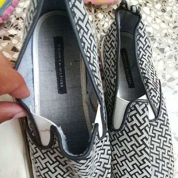 Bundle of shoes And Sneakers - Picture 5 of 7